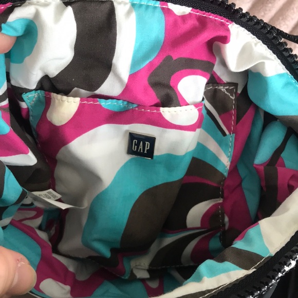 GAP Purse - Picture 3 of 3